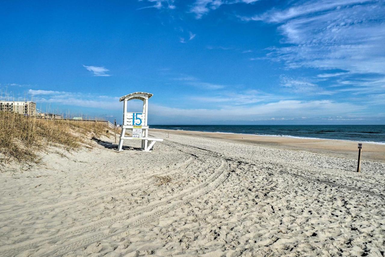 Carolina Beach Escape - Steps To The Boardwalk! Exterior photo